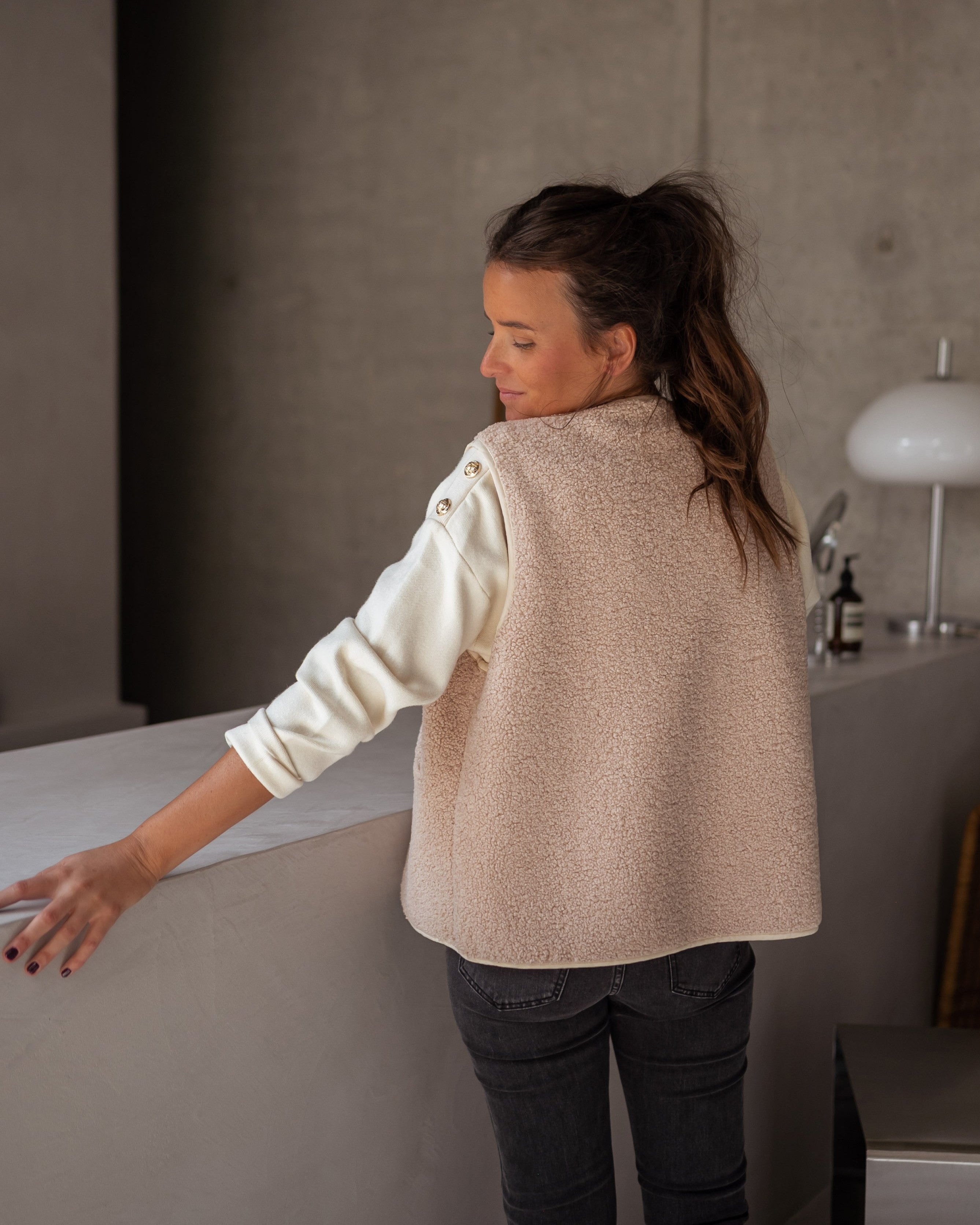 Daisy™ - Plush Comfort Vest